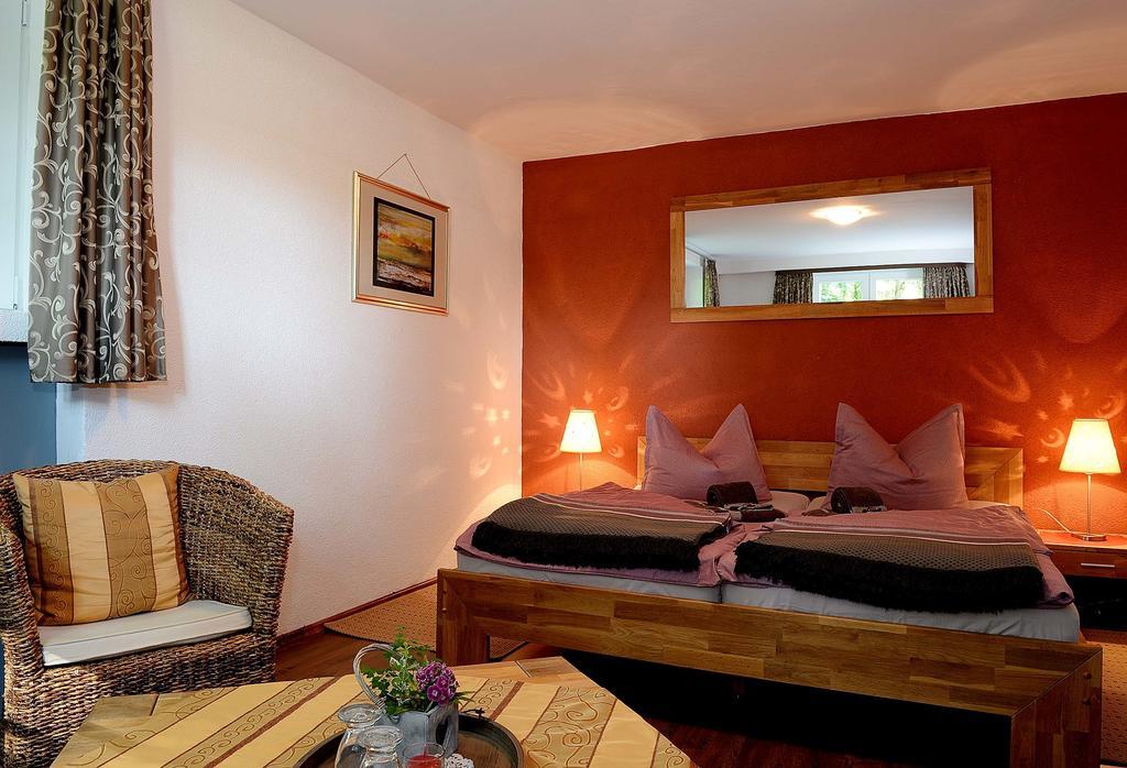Gaestehaus Villa Reich Lubben Room photo